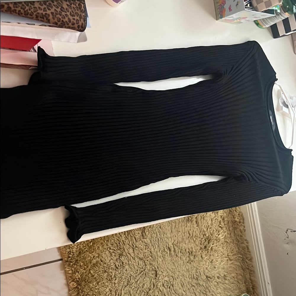 Forever 21 Black Bodycon Dress Sleeveless Crew Neck